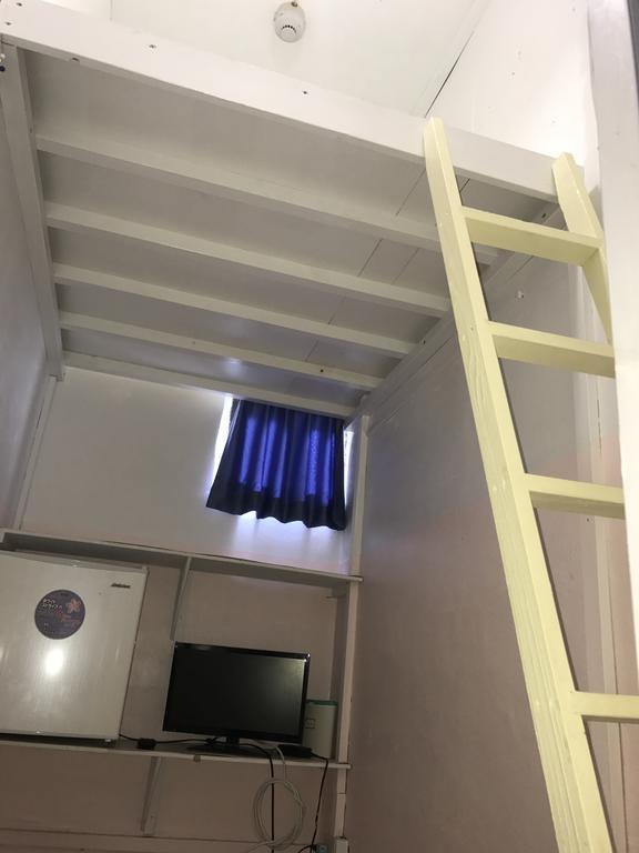 Naha Beach House Bagian luar foto